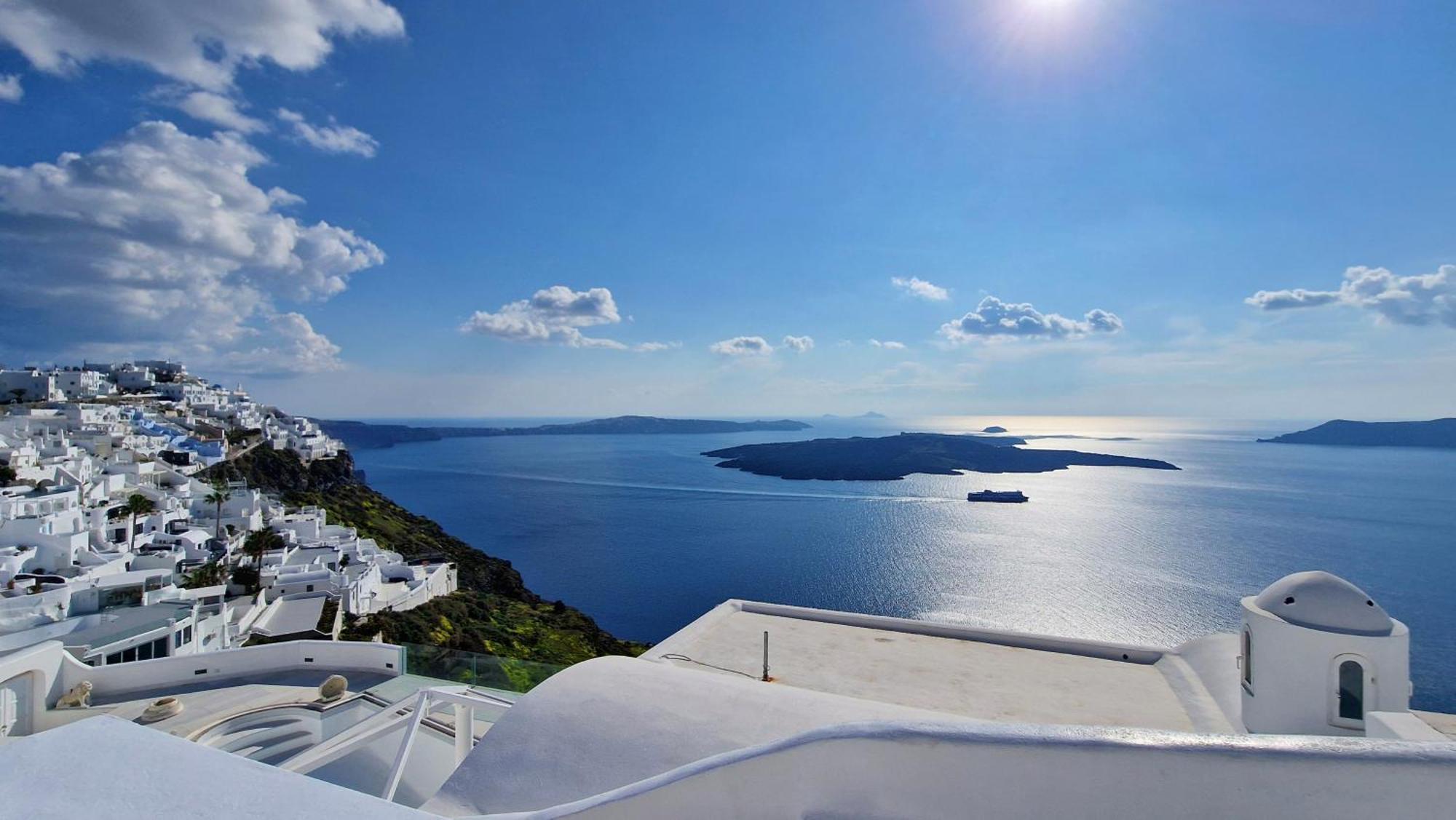 フィロステファニ Karpimo Horizon - Caldera View With Private Hot Tubヴィラ エクステリア 写真